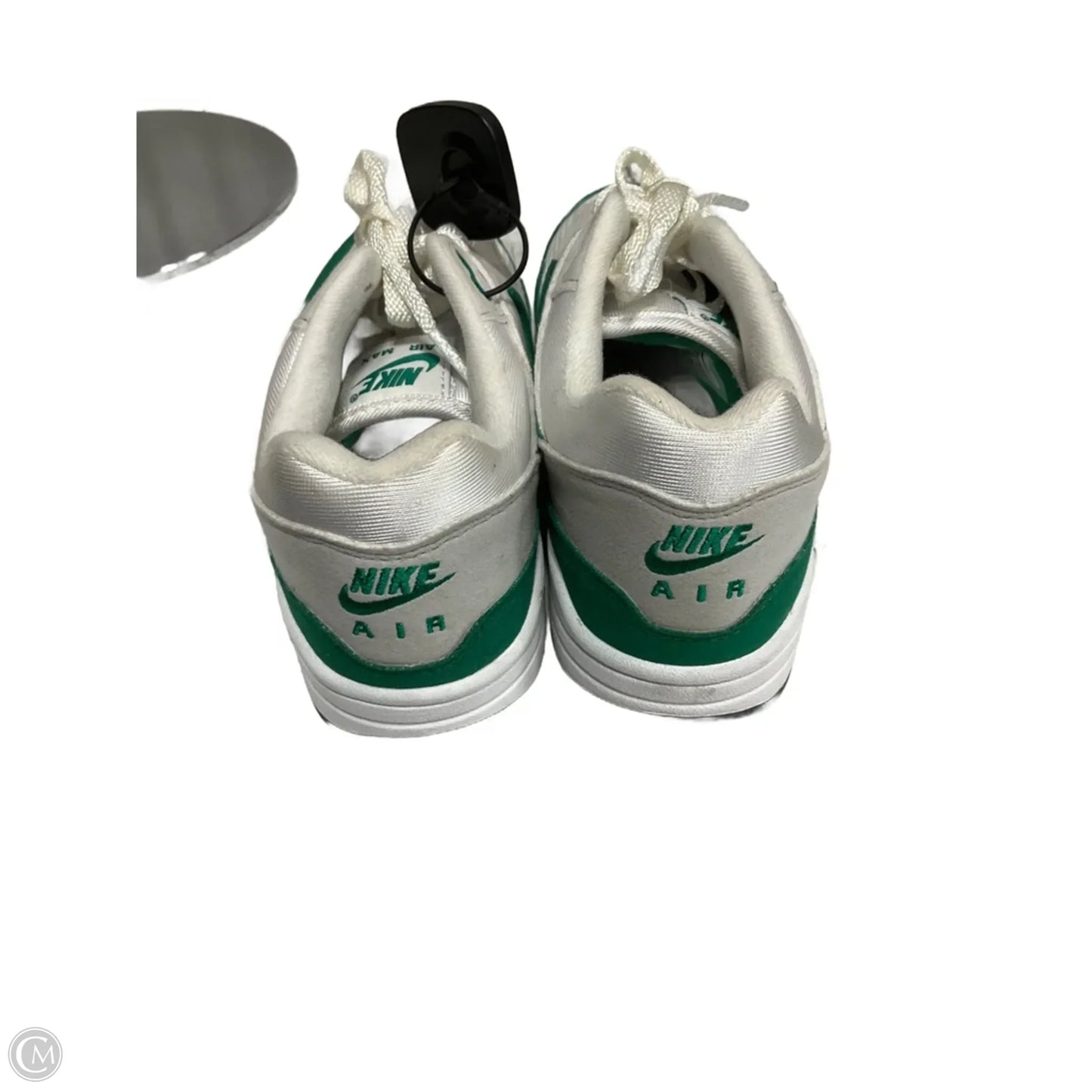 Shoes Athletic By Nike In Green, Size: 7.5