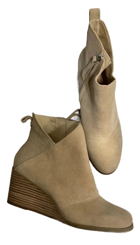 Boots Ankle Heels By Toms In Cream, Size: 11