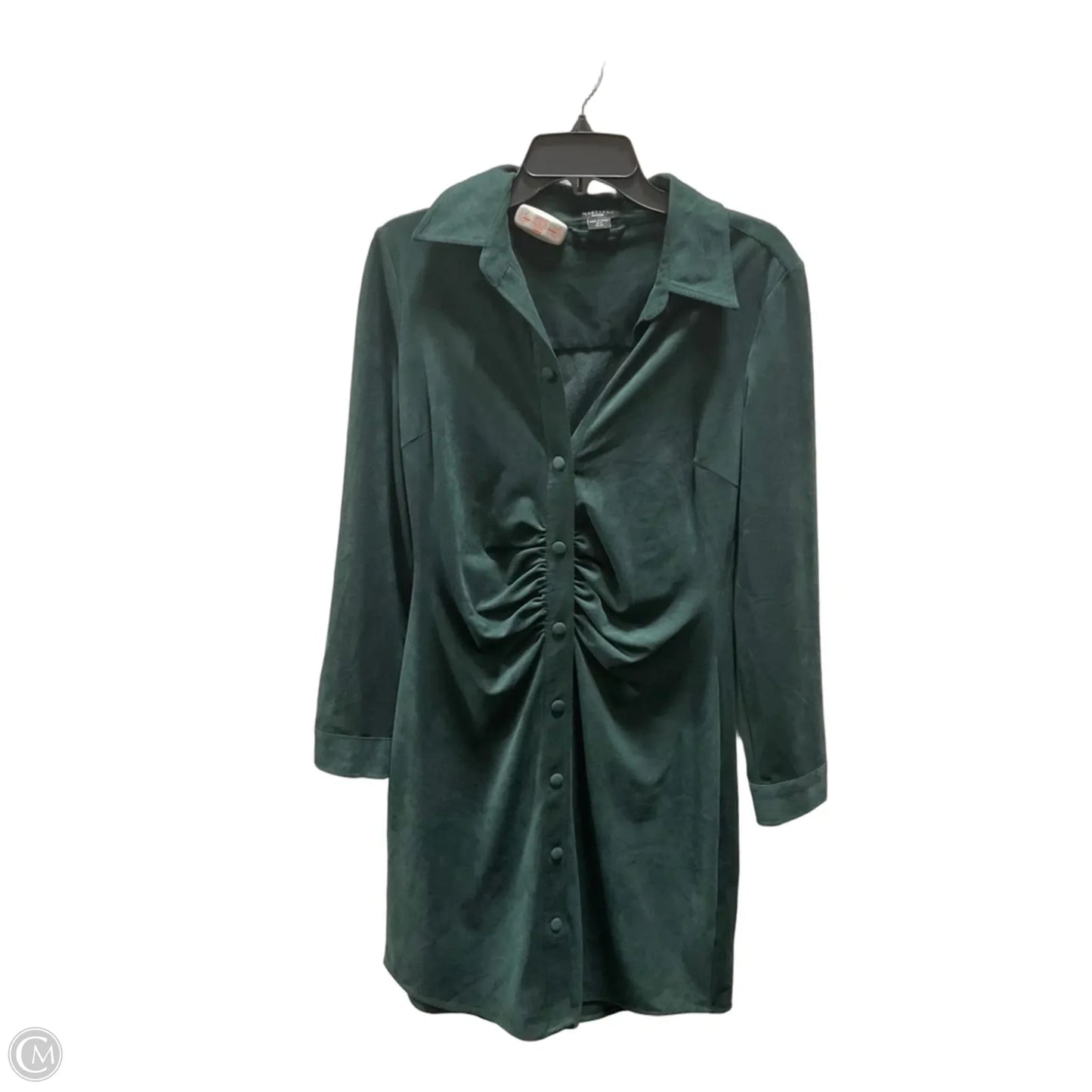 Dress Casual Short By Guess In Green, Size: M