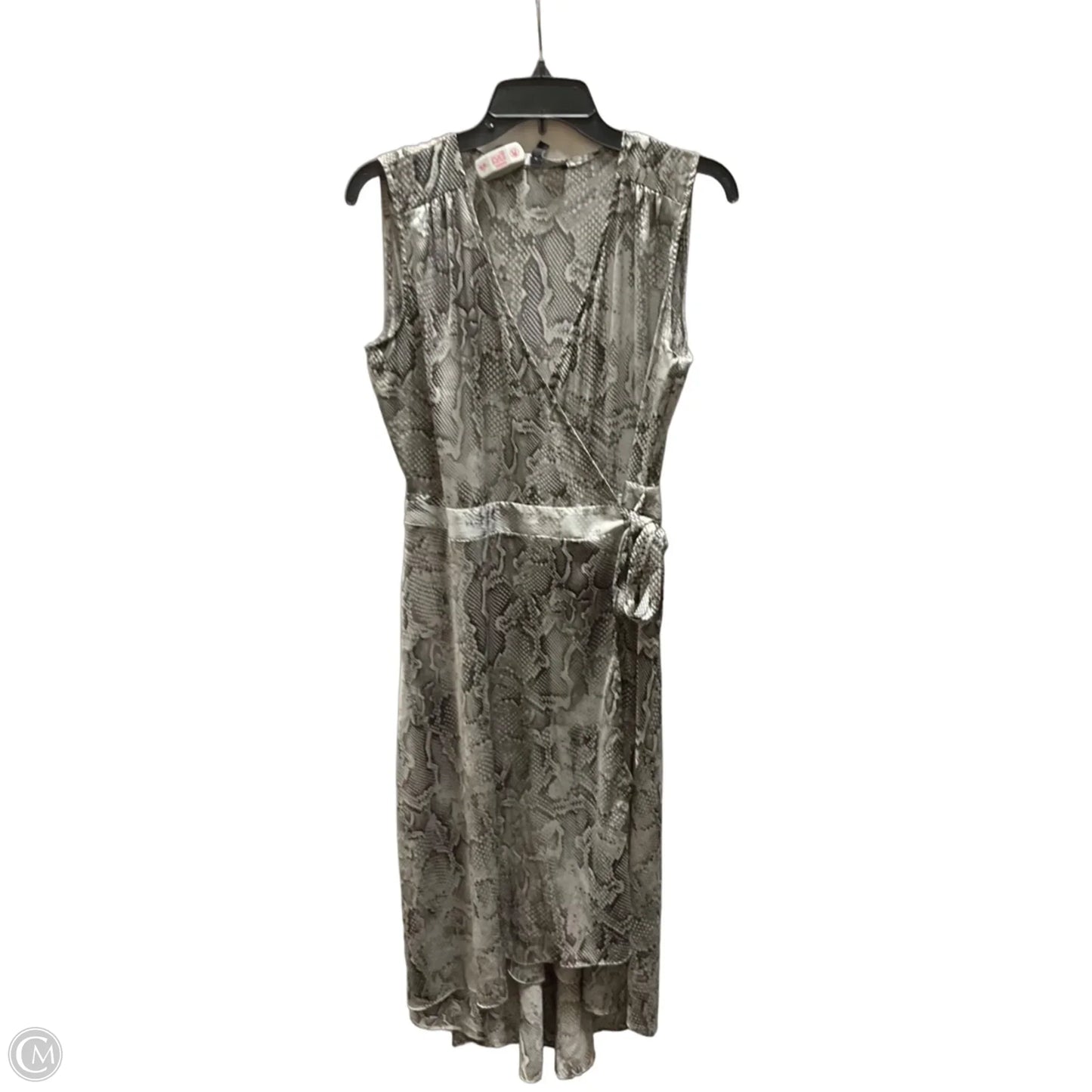 Dress Casual Short By White House Black Market In Grey, Size: S