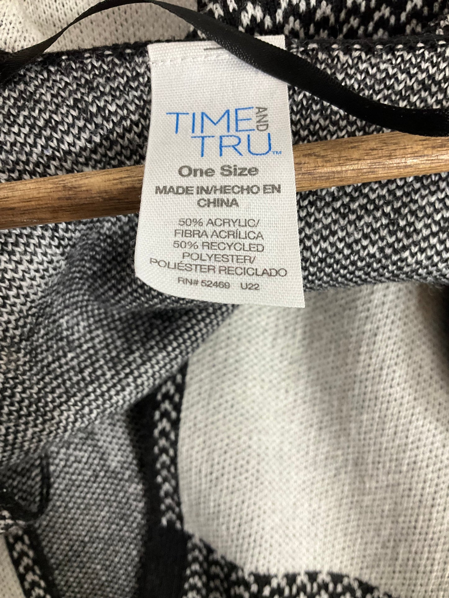 Shawl By Time And Tru  Size: Onesize