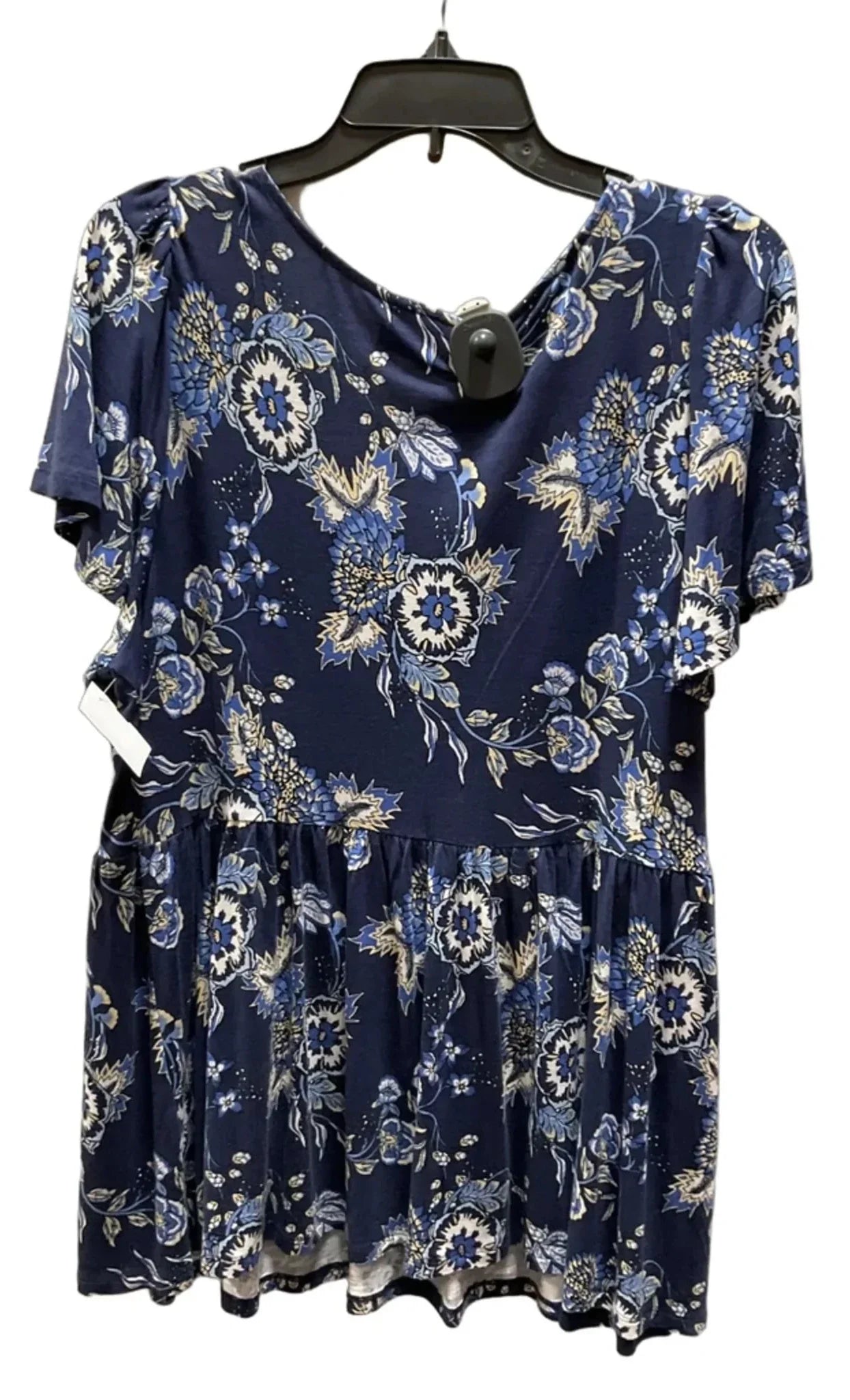 Top Short Sleeve By Lane Bryant In Paisley Print, Size: 1x