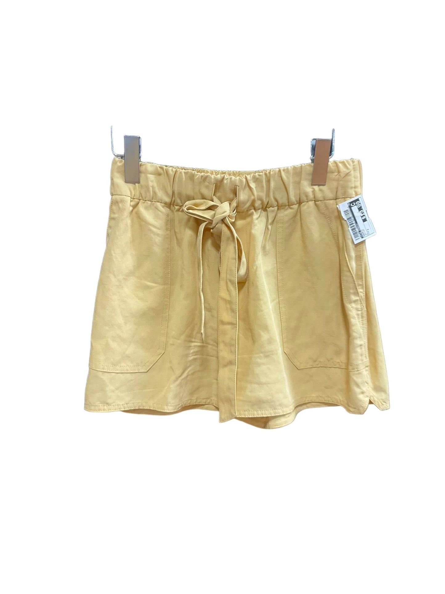 Yellow Shorts Club Monaco, Size 2