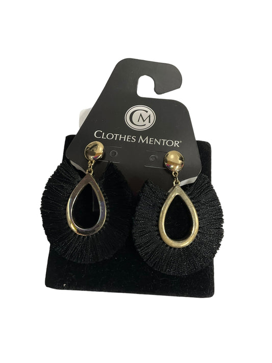 Earrings Dangle/drop By Clothes Mentor