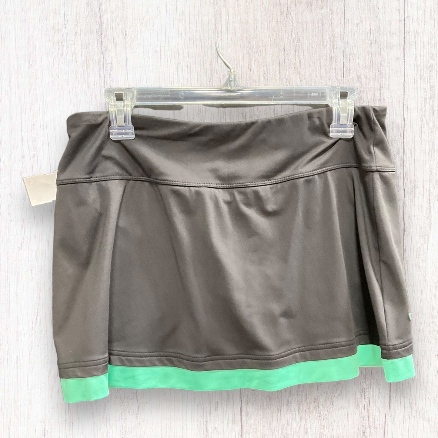 Black & Green Athletic Skort Bolle, Size L