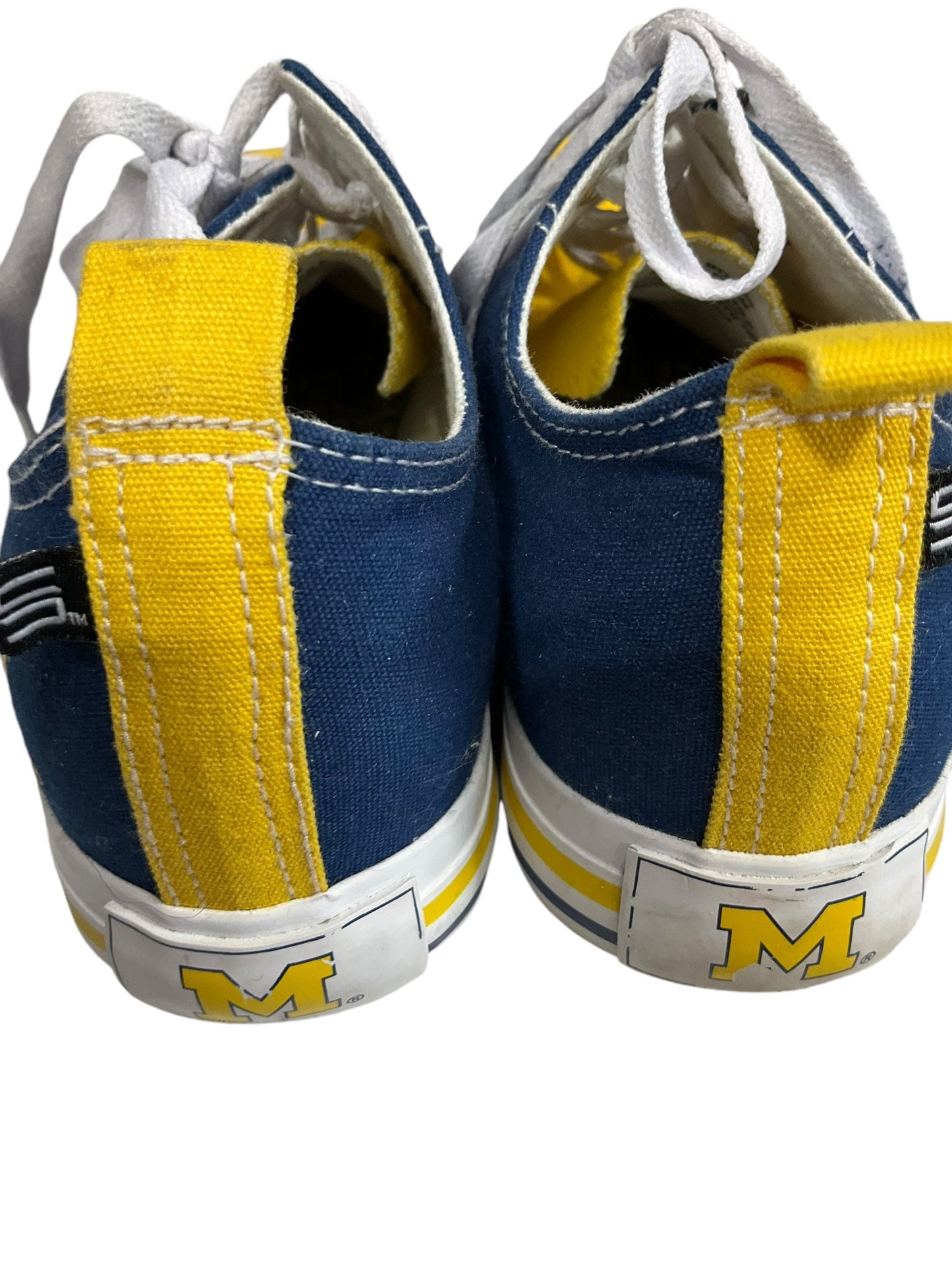 Shoes Athletic By Clothes Mentor In Blue & Yellow, Size: 8