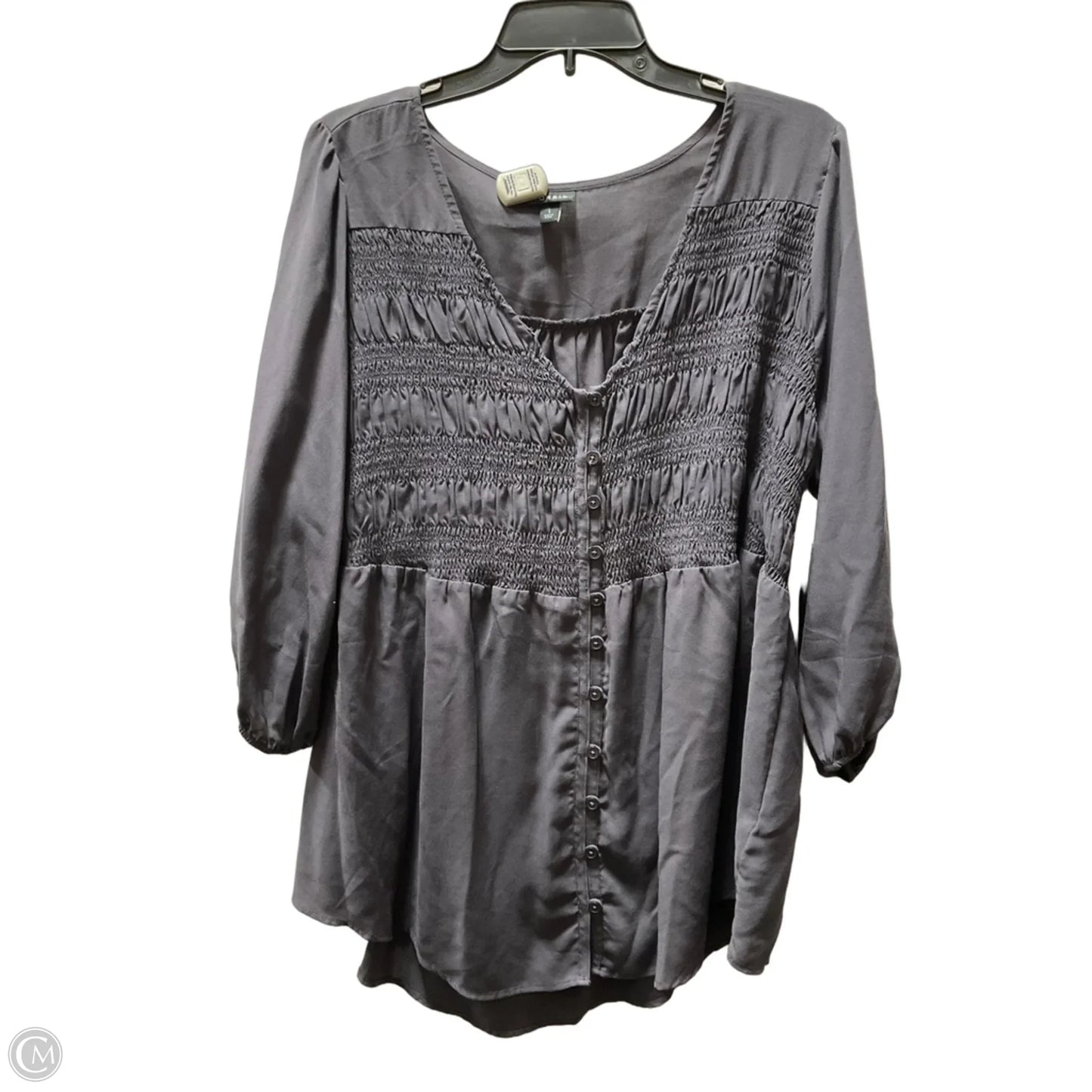 Top Short Sleeve By Torrid In Grey, Size: 1x