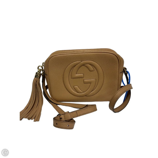 Crossbody Luxury Designer By Gucci, Size: Medium