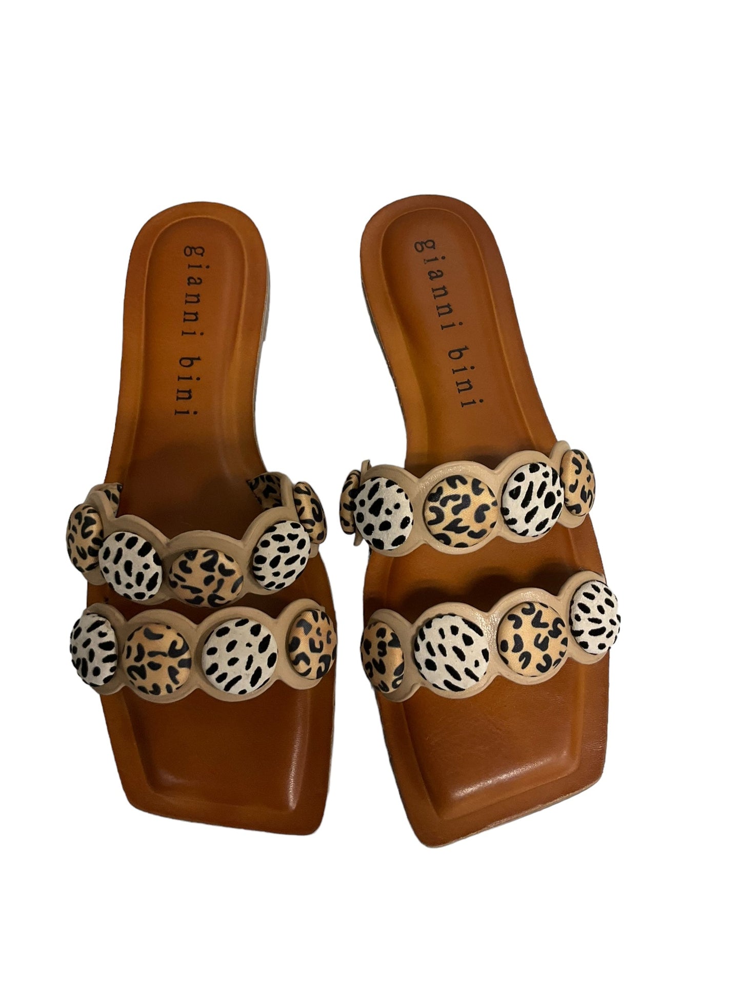 Leopard Print Sandals Flats Gianni Bini, Size 8.5