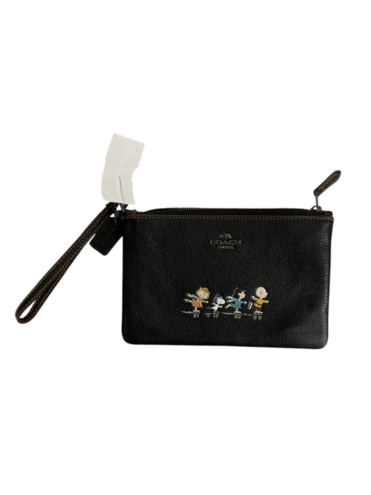 Wristlet Designer By Coach, Size: Medium