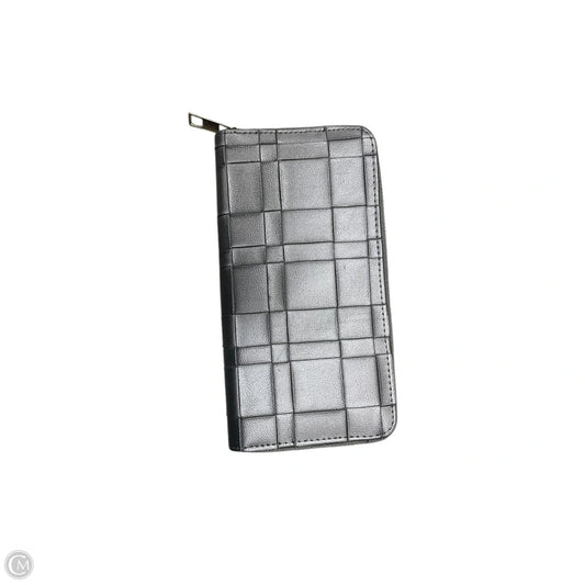Wallet By Clothes Mentor, Size: Large