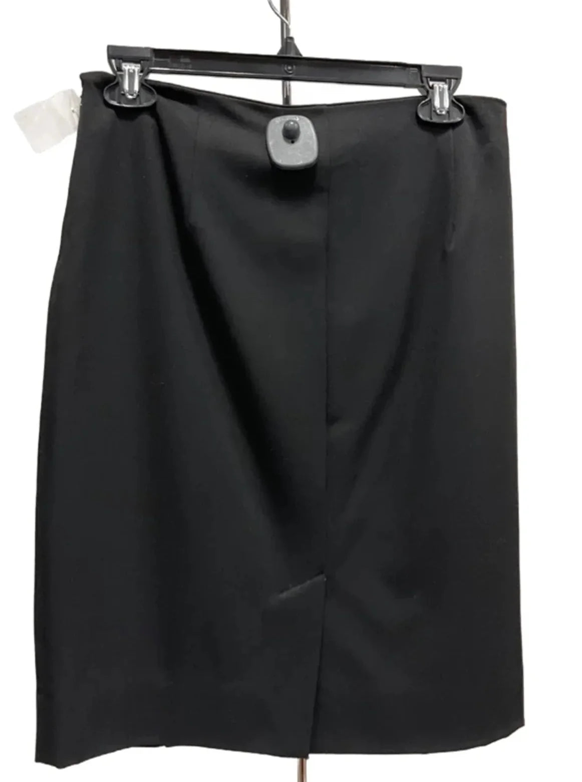 Skirt Mini & Short By White House Black Market In Black, Size: 4