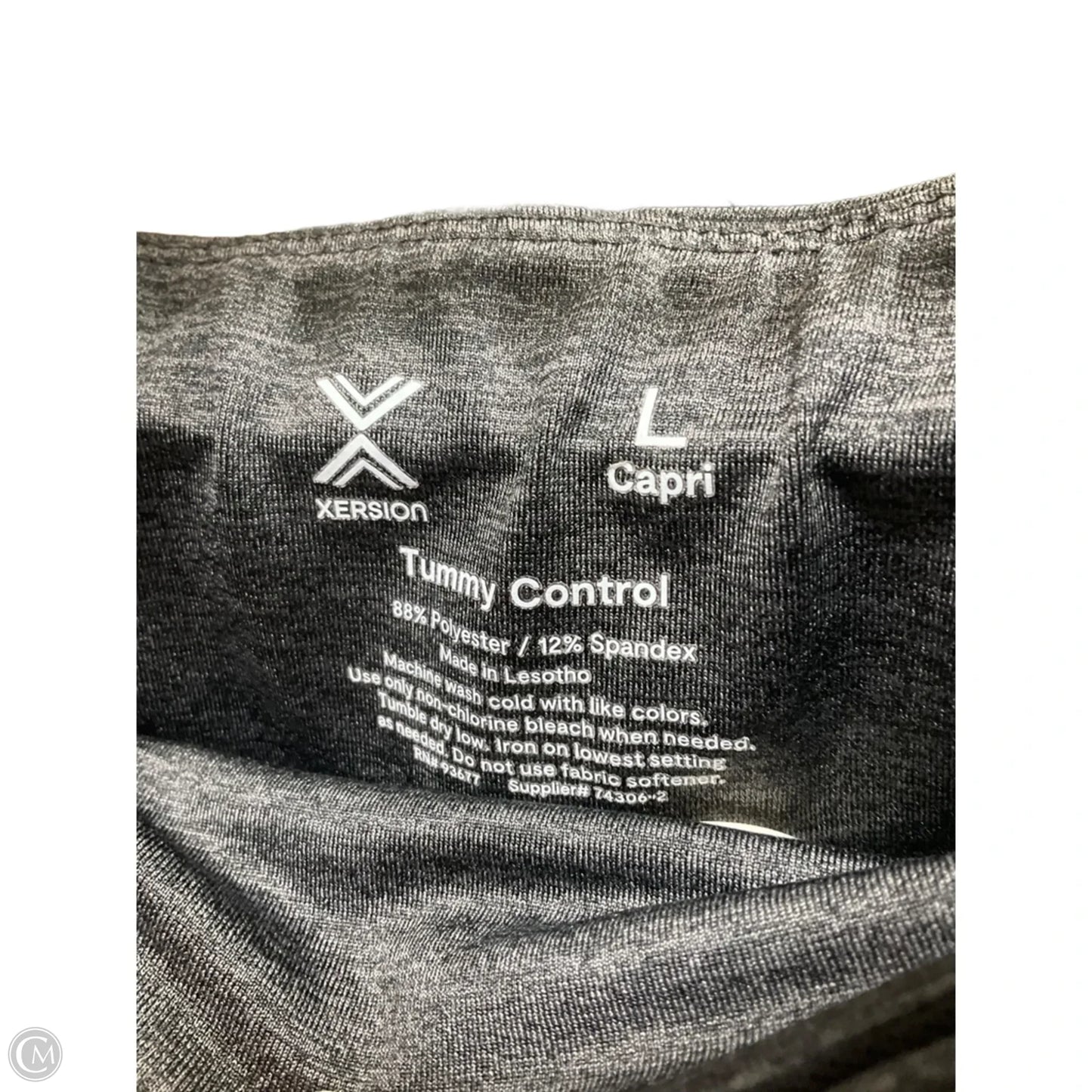 Athletic Leggings Capris By Xersion In Grey, Size: L