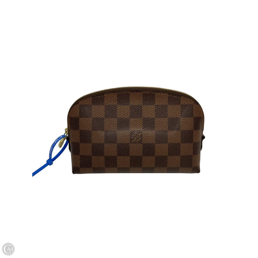 Makeup Bag Luxury Designer By Louis Vuitton, Size: Medium
