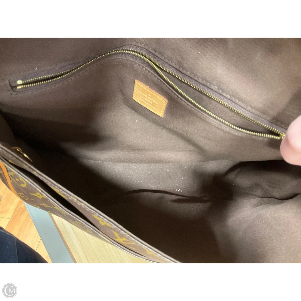 Crossbody By Tommy Hilfiger, Size: Medium