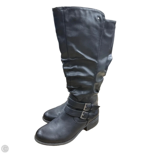 Boots Knee Flats By Bare Traps In Black, Size: 8