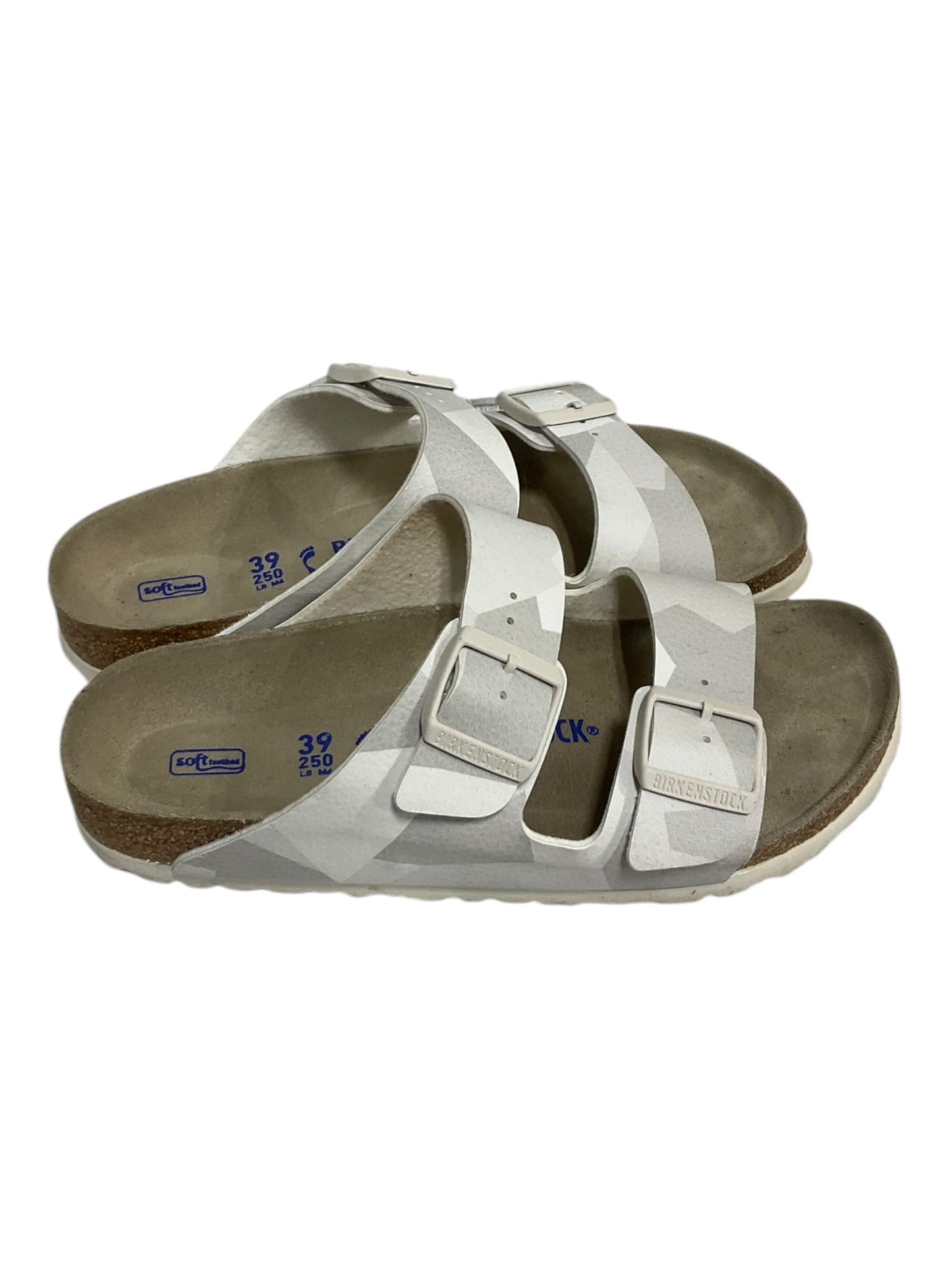 Sandals Flats By Birkenstock In Tan, Size: 8.5