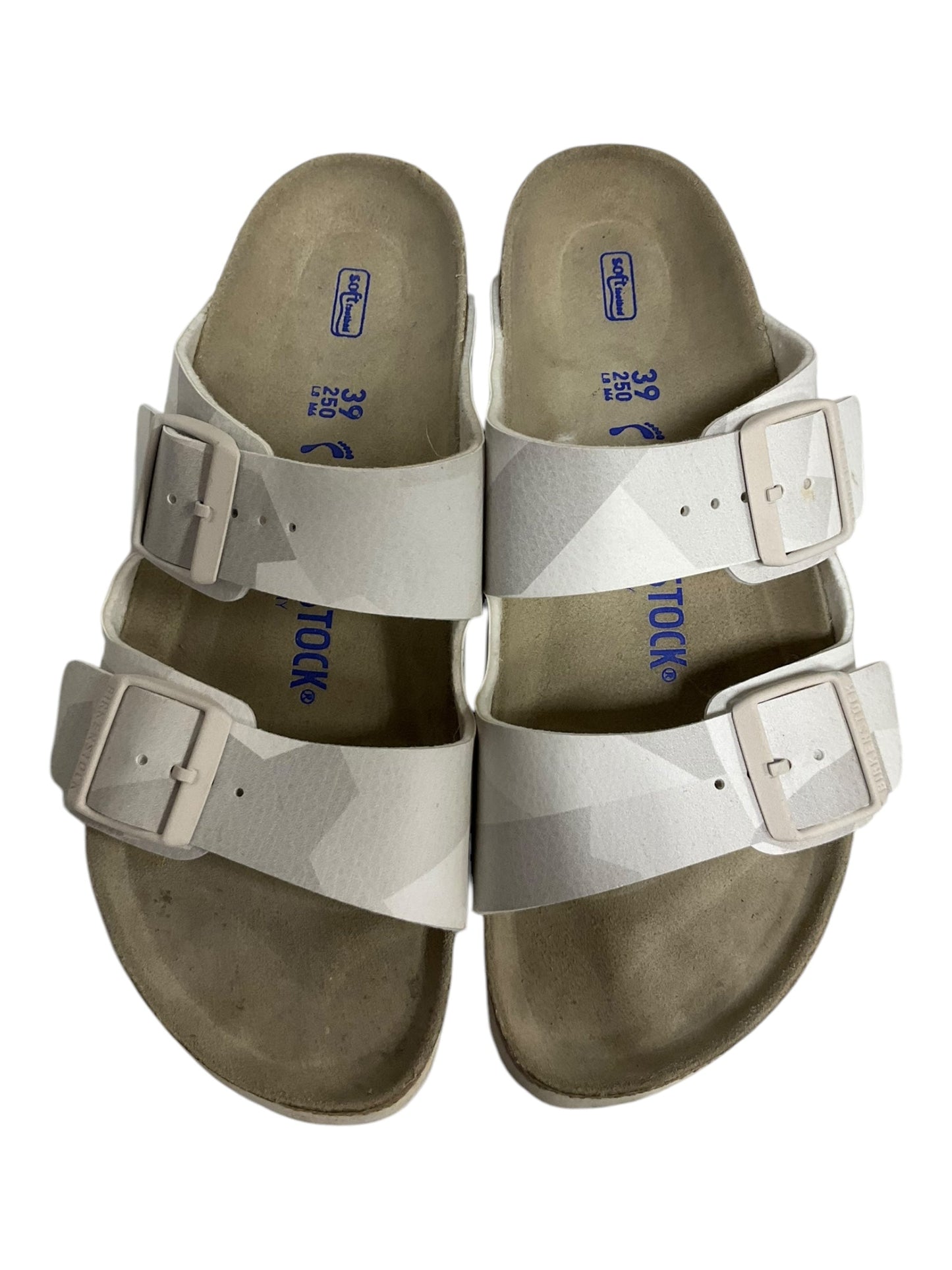 Sandals Flats By Birkenstock In Tan, Size: 8.5