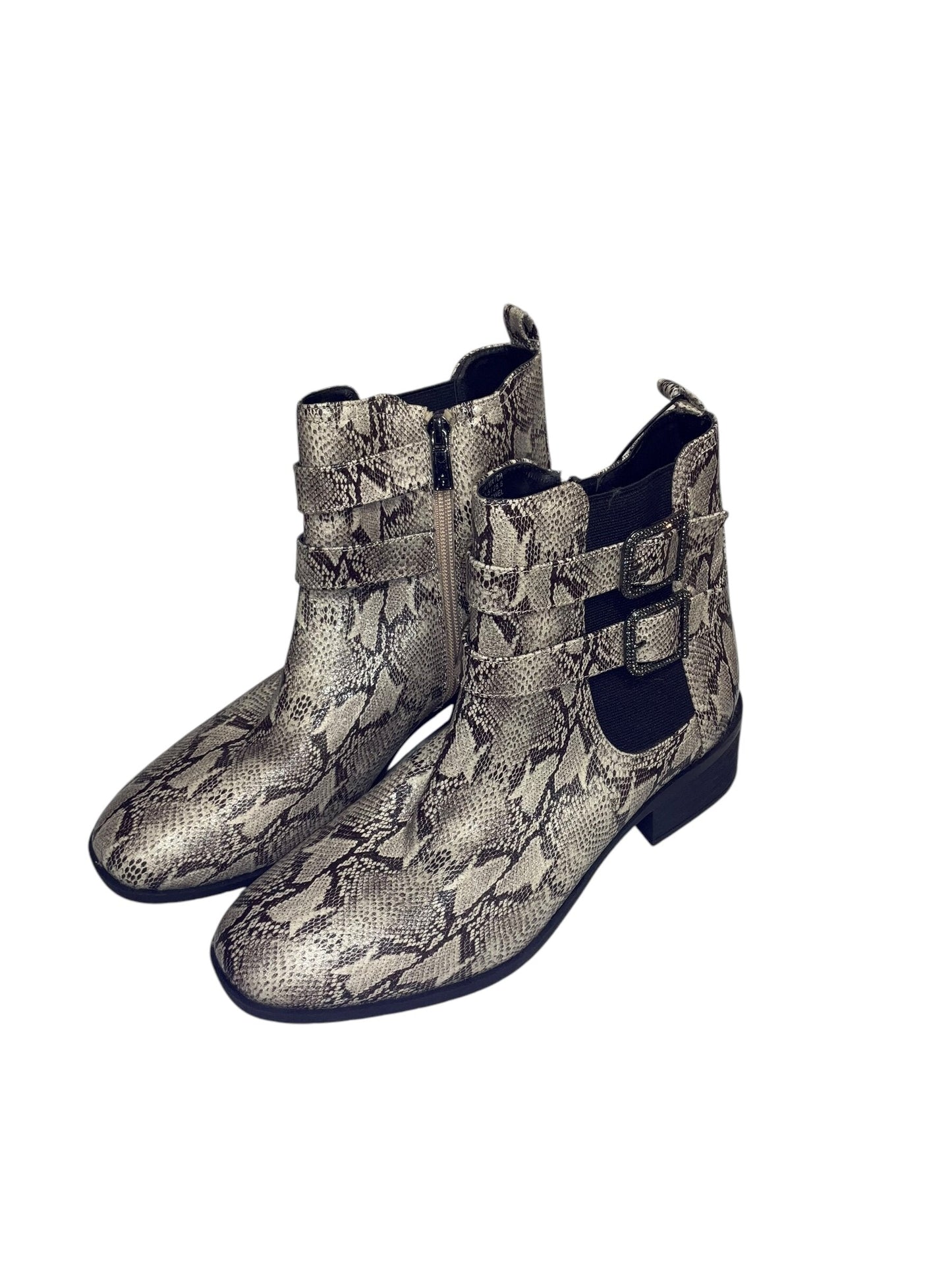 Boots Ankle Flats By Kenneth Cole  Size: 9