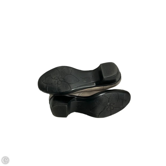 Shoes Heels Block By Clarks In Grey, Size: 8.5