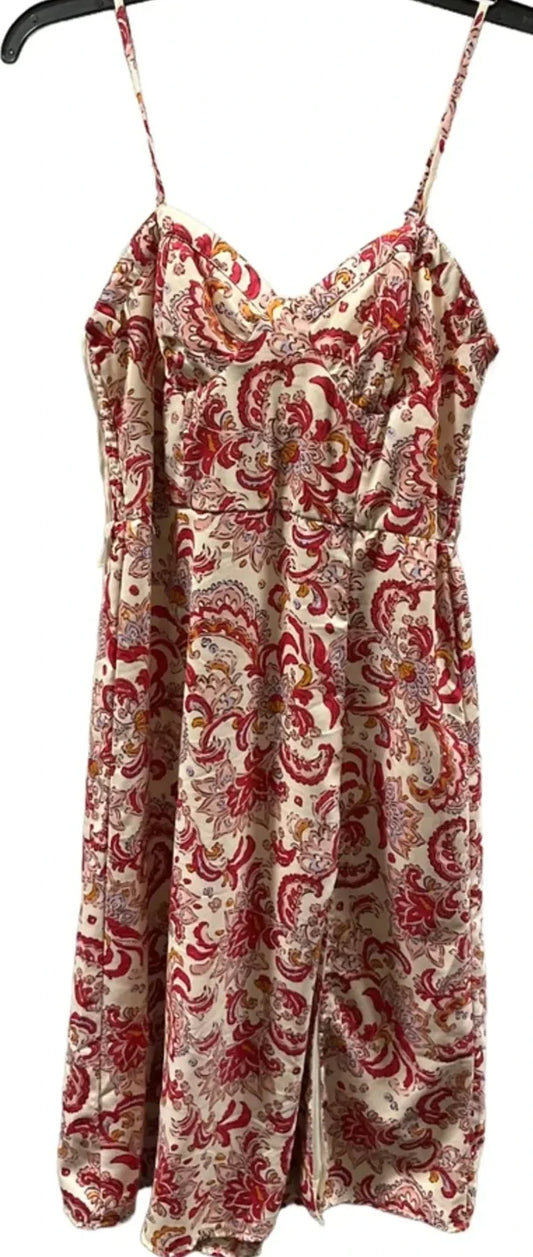 Dress Casual Short By Jessica Simpson In Paisley Print, Size: S