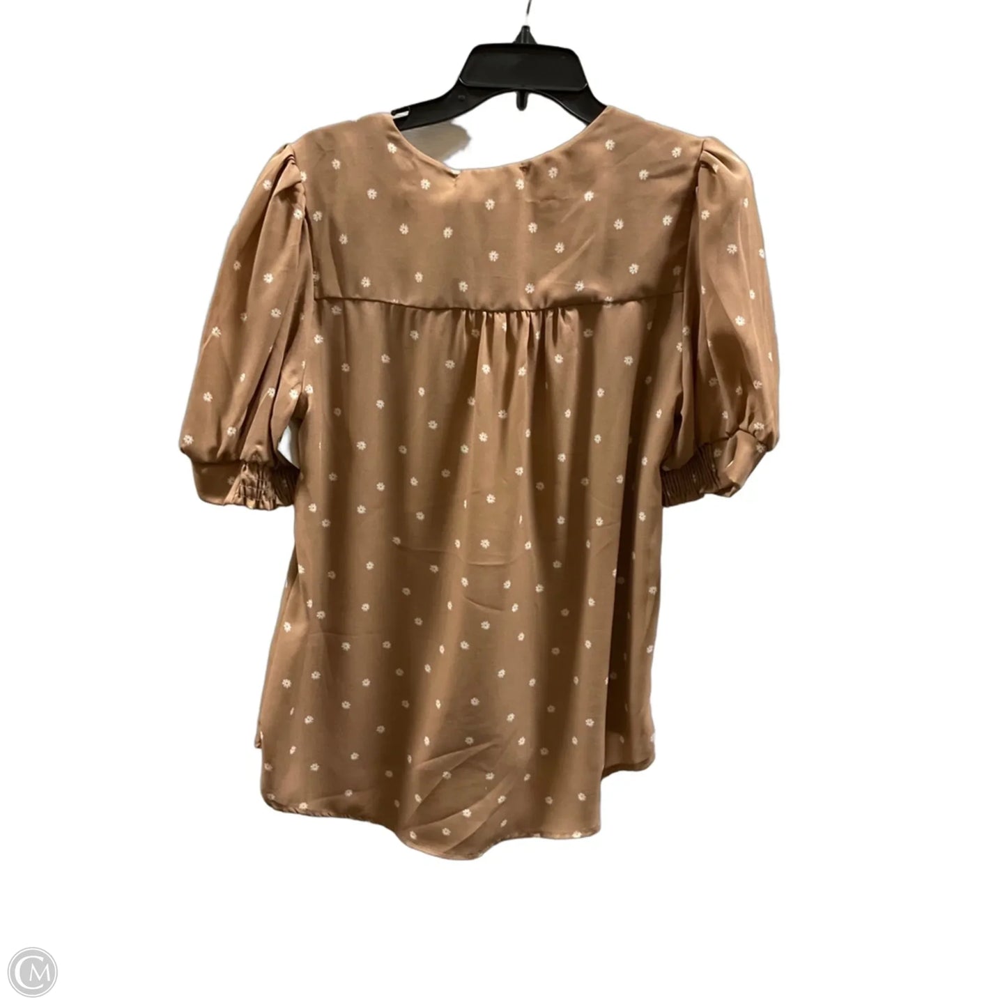 Top Short Sleeve By Gibson In Tan, Size: M