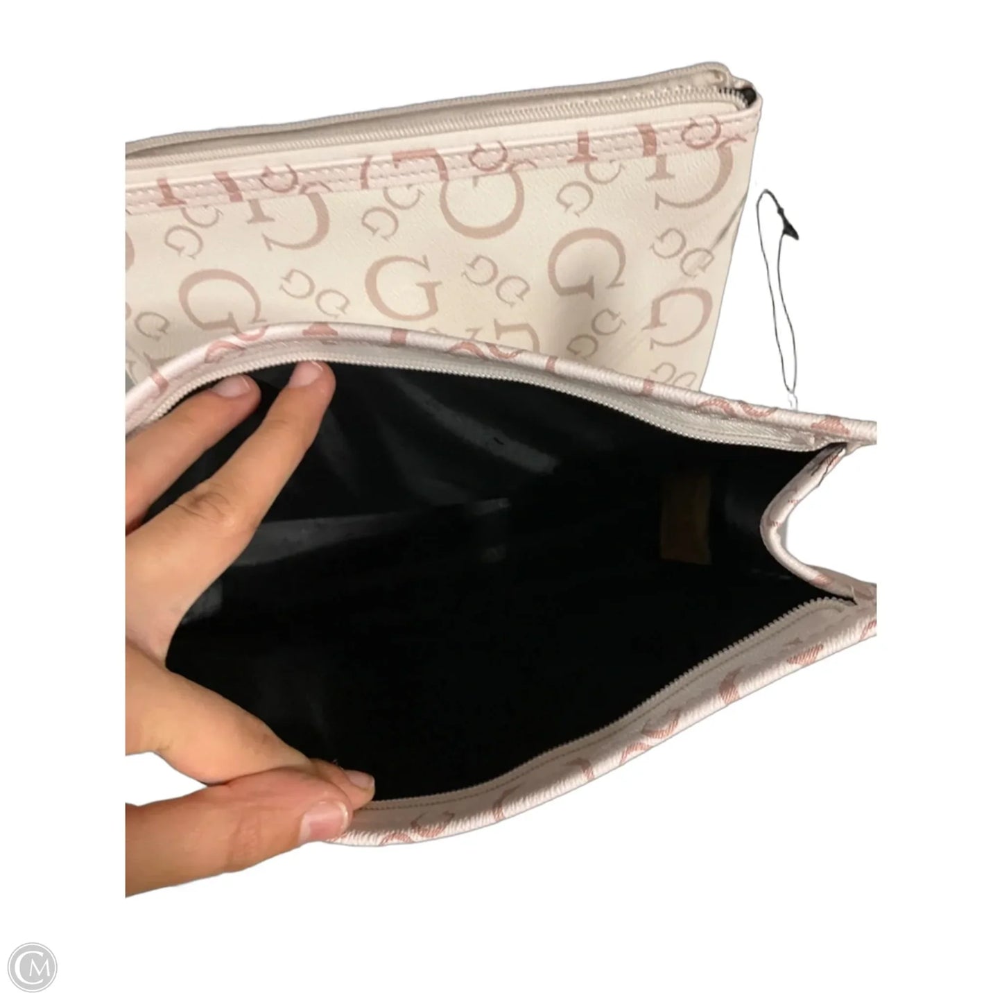 Makeup Bag By Guess, Size: Large
