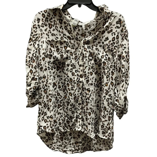 Blouse Long Sleeve By Maurices In Animal Print, Size: L