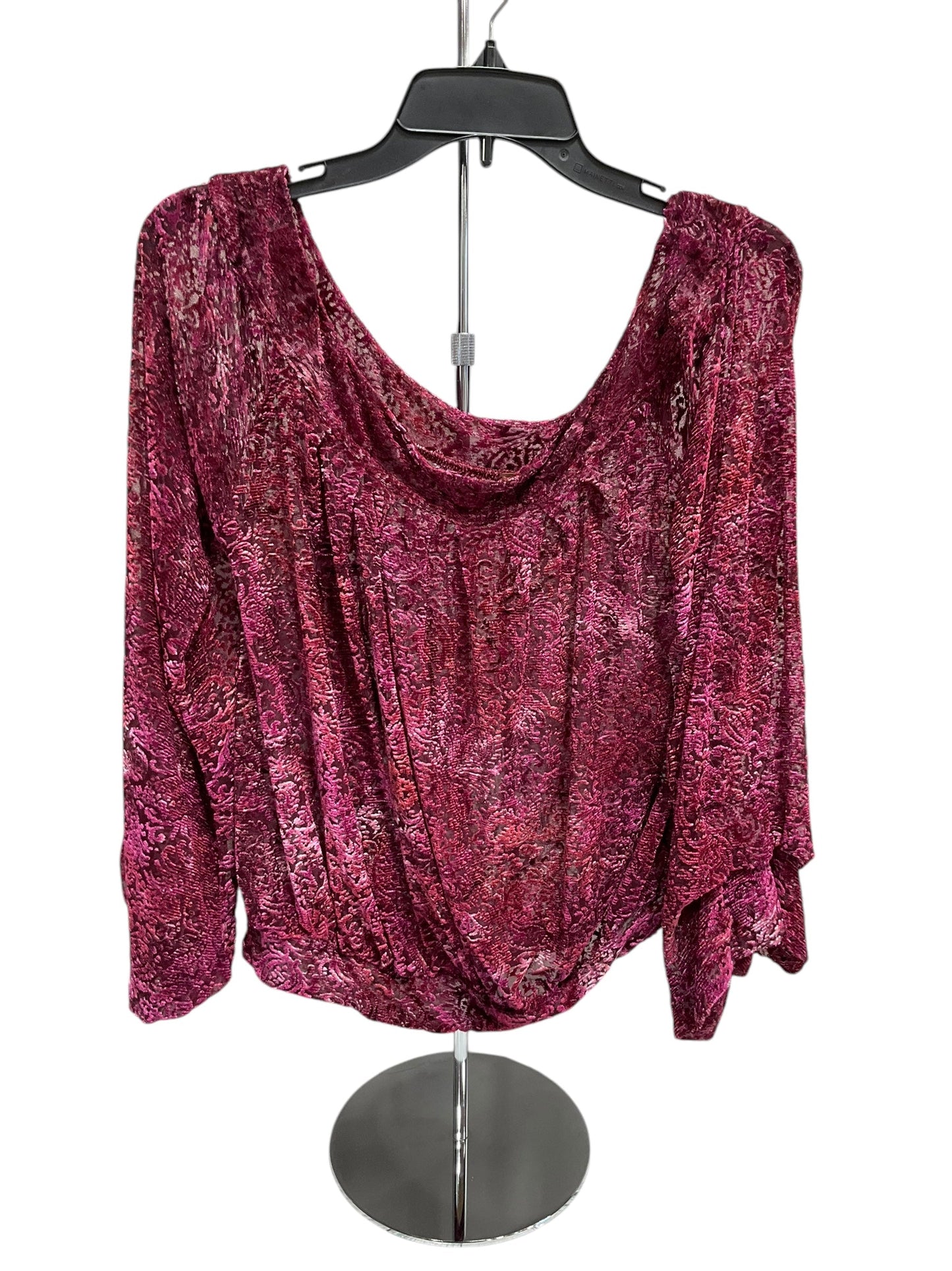 Top Long Sleeve By Free People In Wine, Size: M