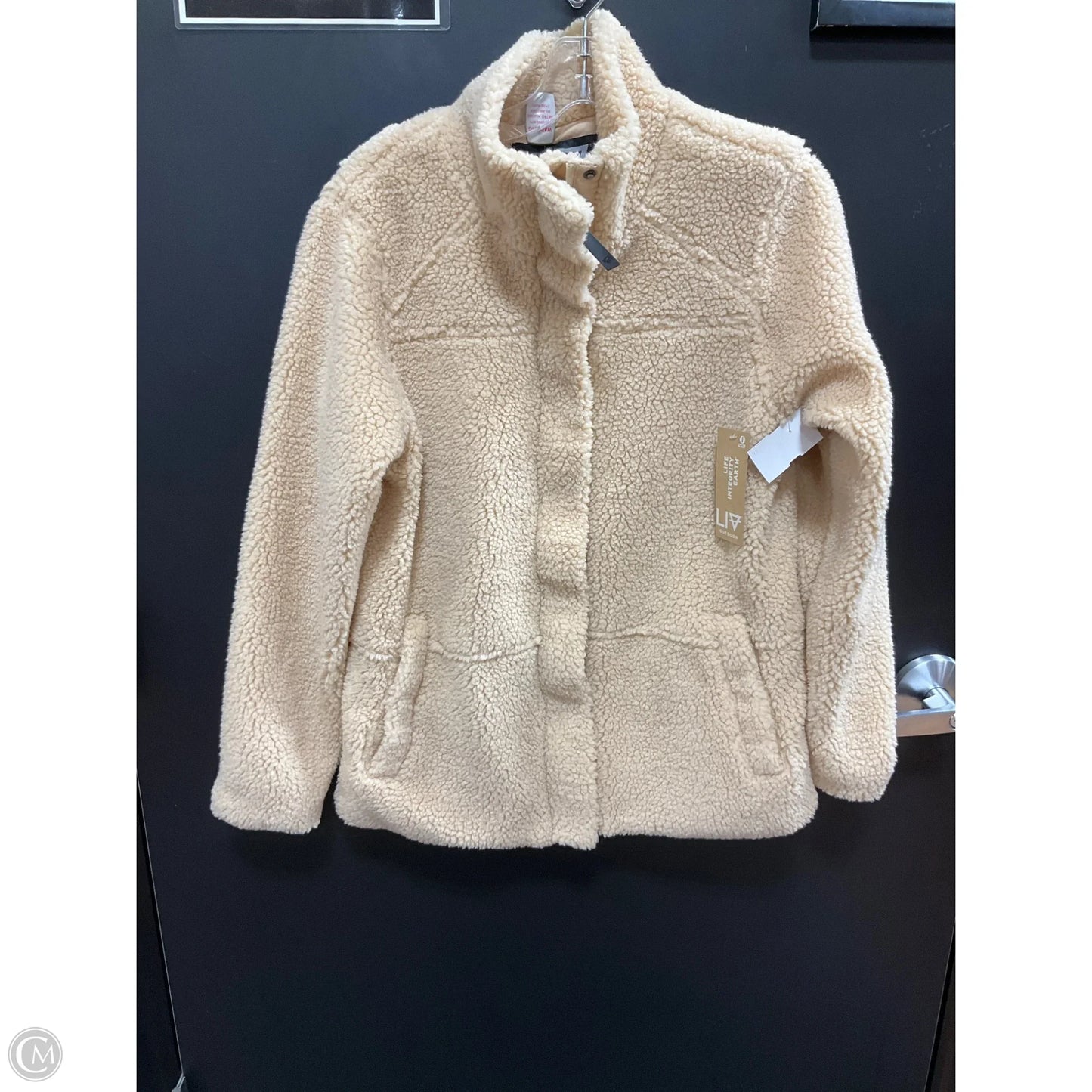 Jacket Faux Fur & Sherpa By Outdoor Voices In Beige, Size: S