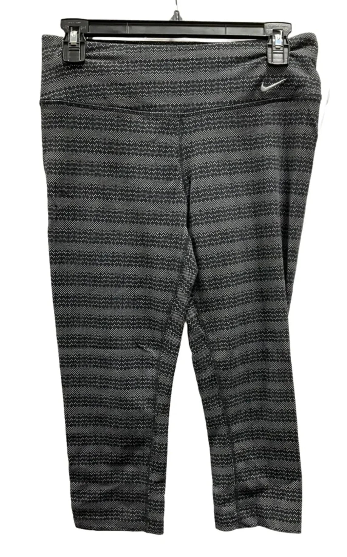 Athletic Leggings Capris By Nike In Grey, Size: M