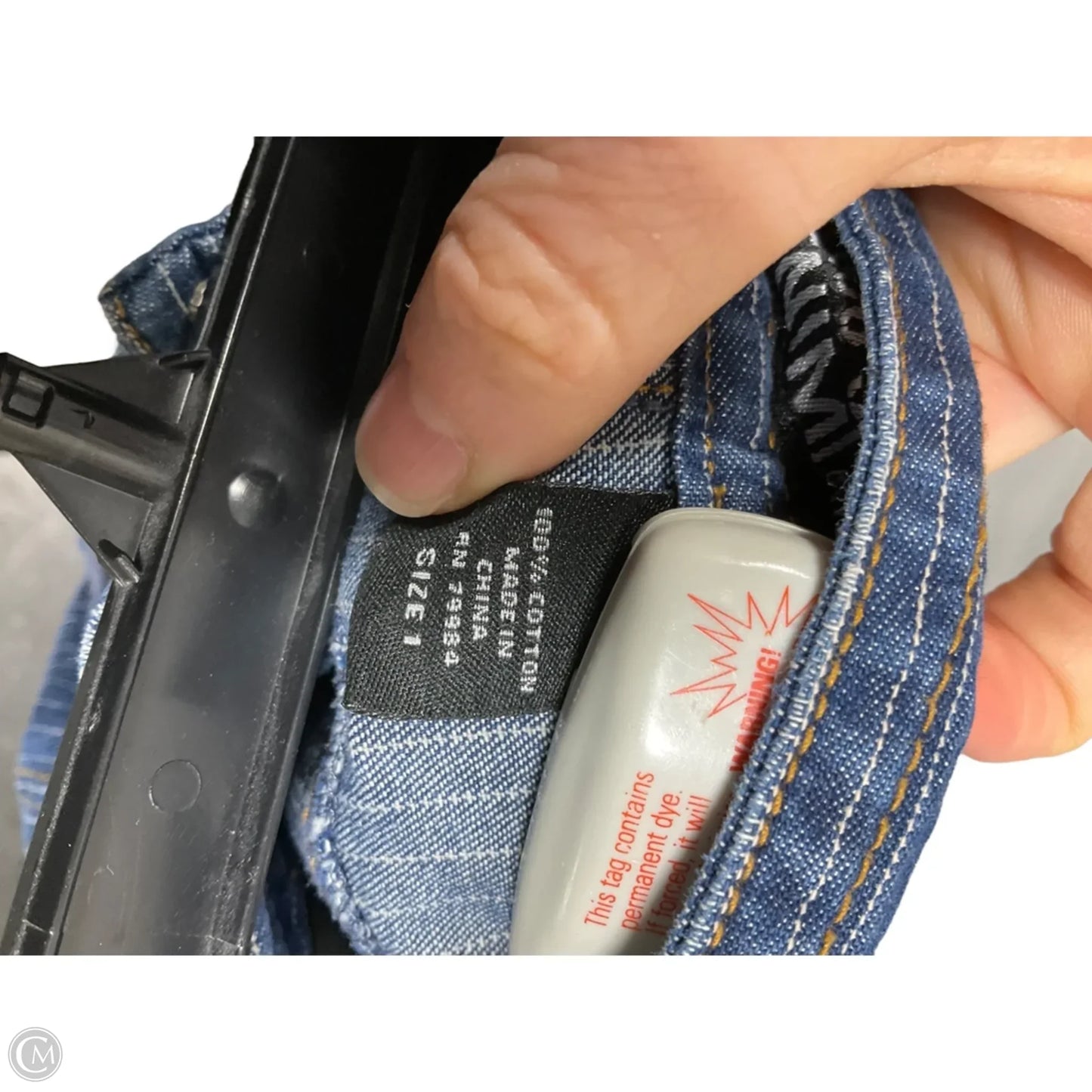 Capris By Chicos In Blue Denim, Size: 6