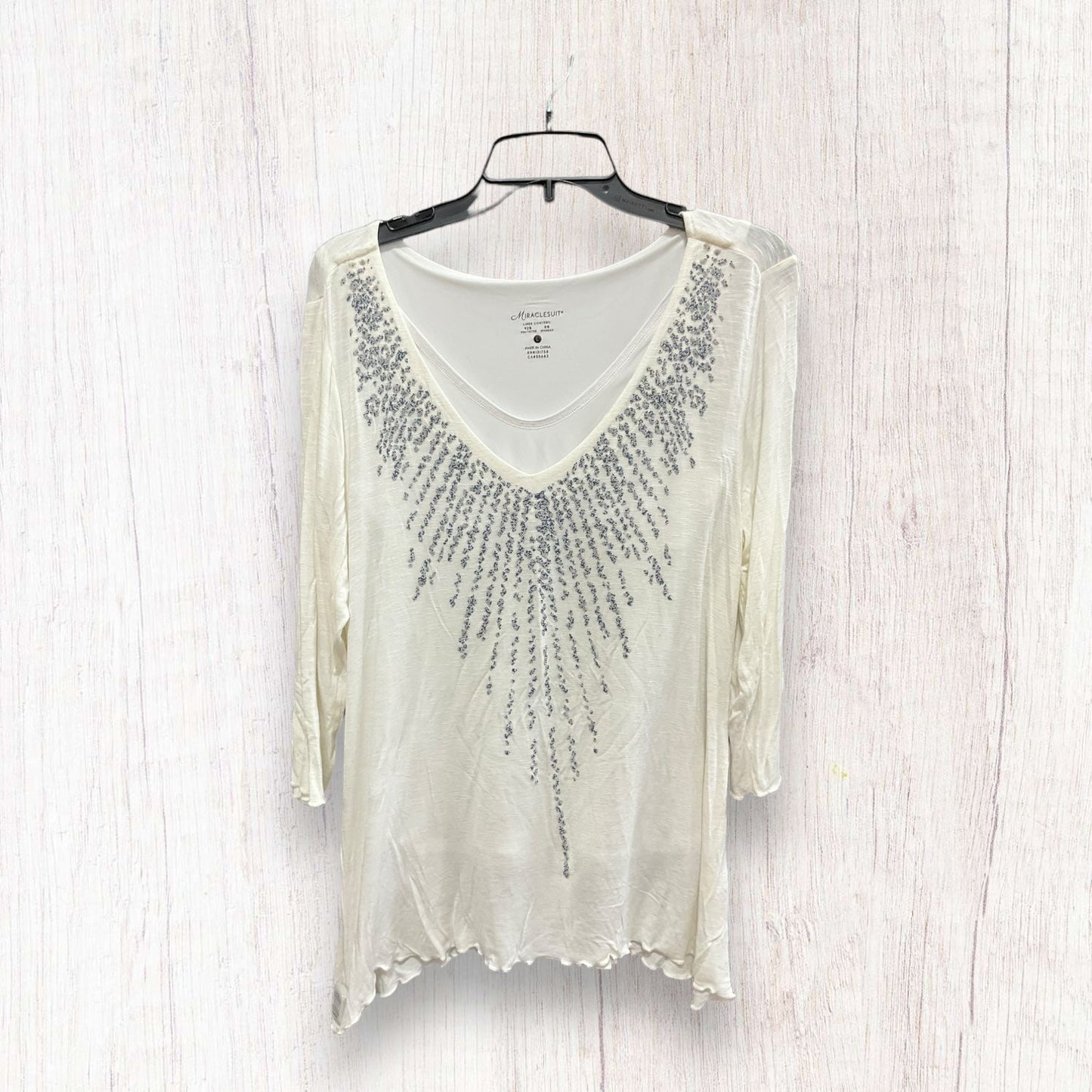 Top Long Sleeve By Miraclesuit In White, Size: L