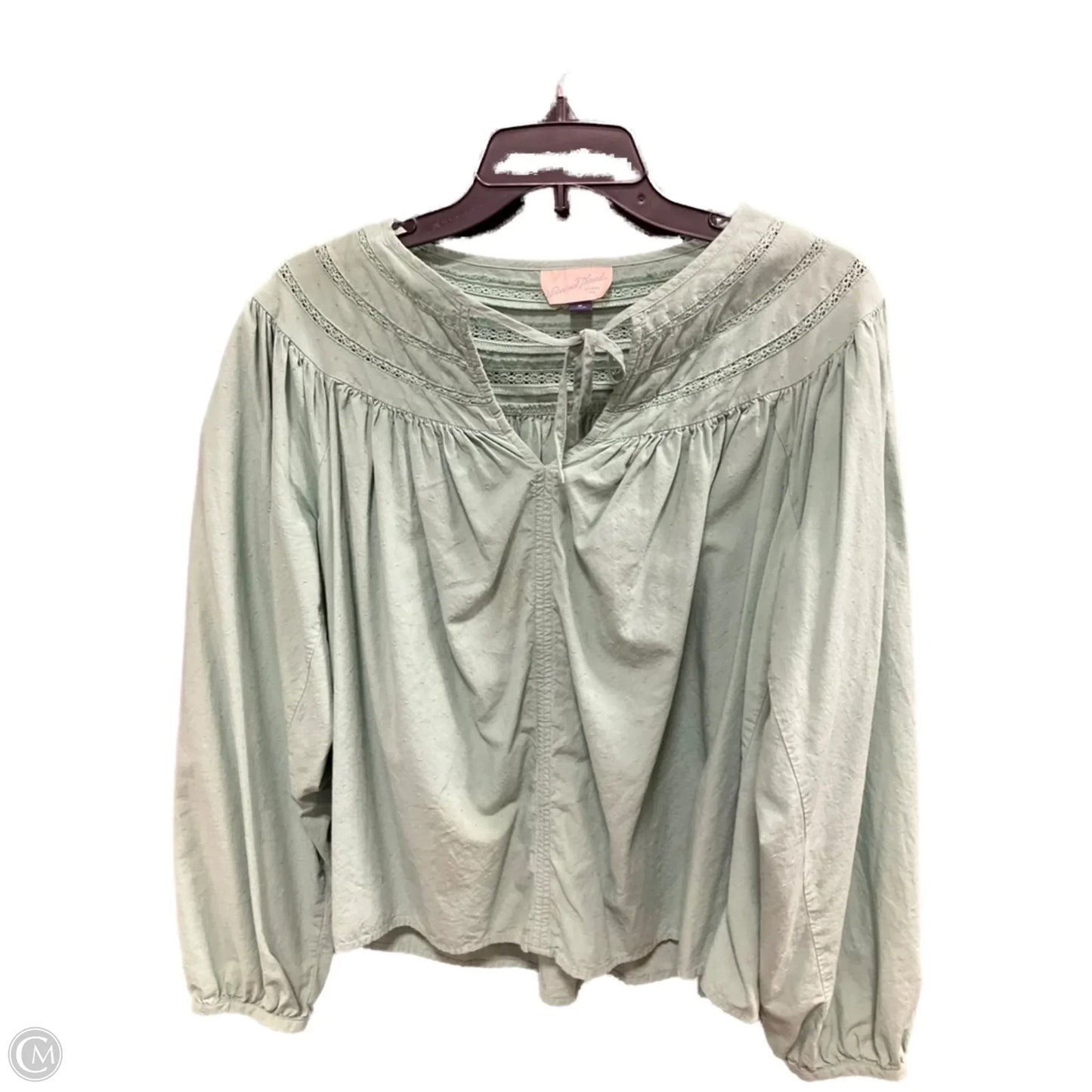 Top Long Sleeve By Universal Thread In Green, Size: M