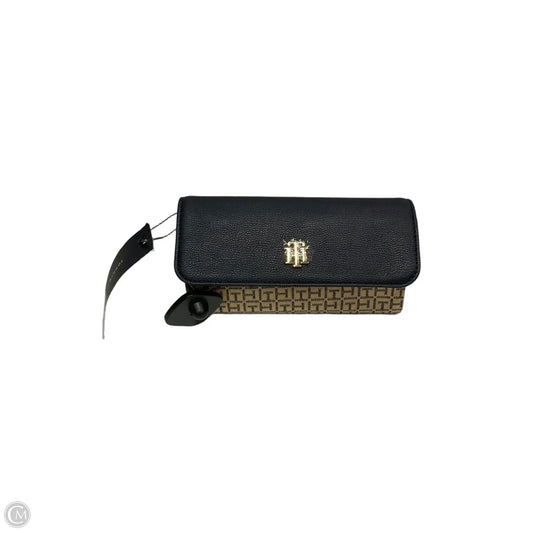 Wristlet By Tommy Bahama, Size: Medium