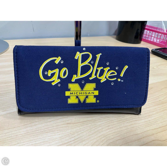 Wallet By Cmf, Size: Large