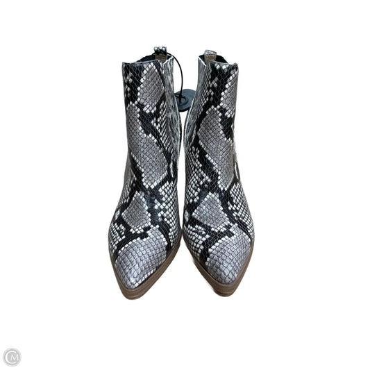 Boots Ankle Heels By Marc Fisher In Animal Print, Size: 7.5