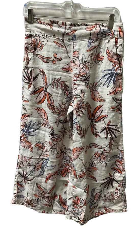 Capris By Tahari In Floral Print, Size: S