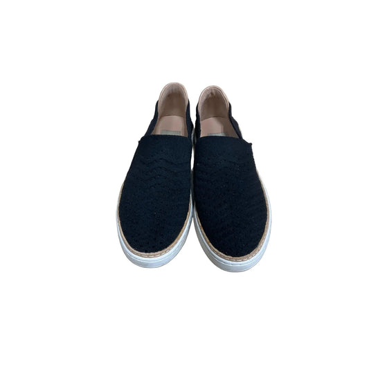 Shoes Designer By Ugg In Black, Size: 6.5