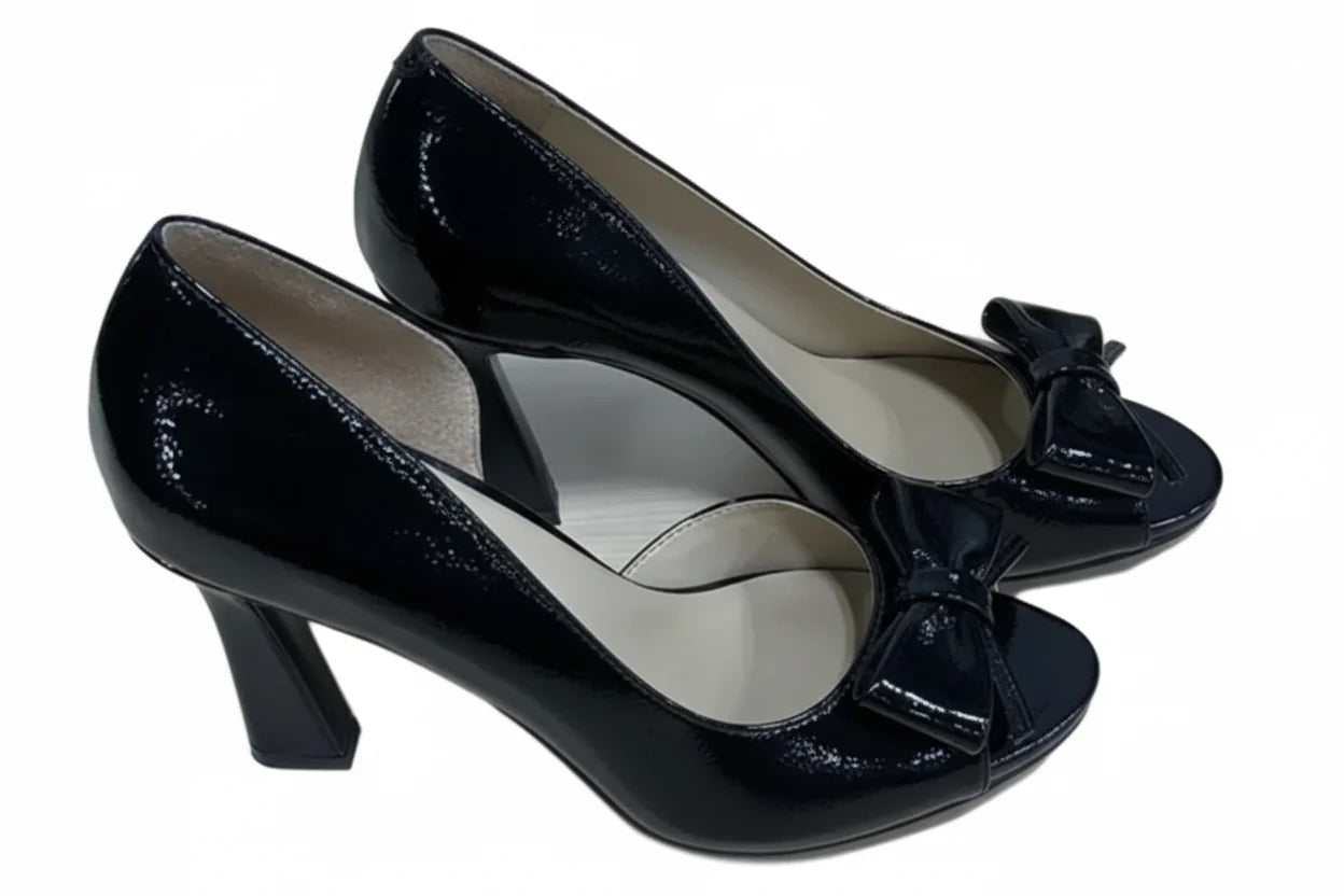 Shoes Heels Stiletto By Naturalizer In Black, Size: 8