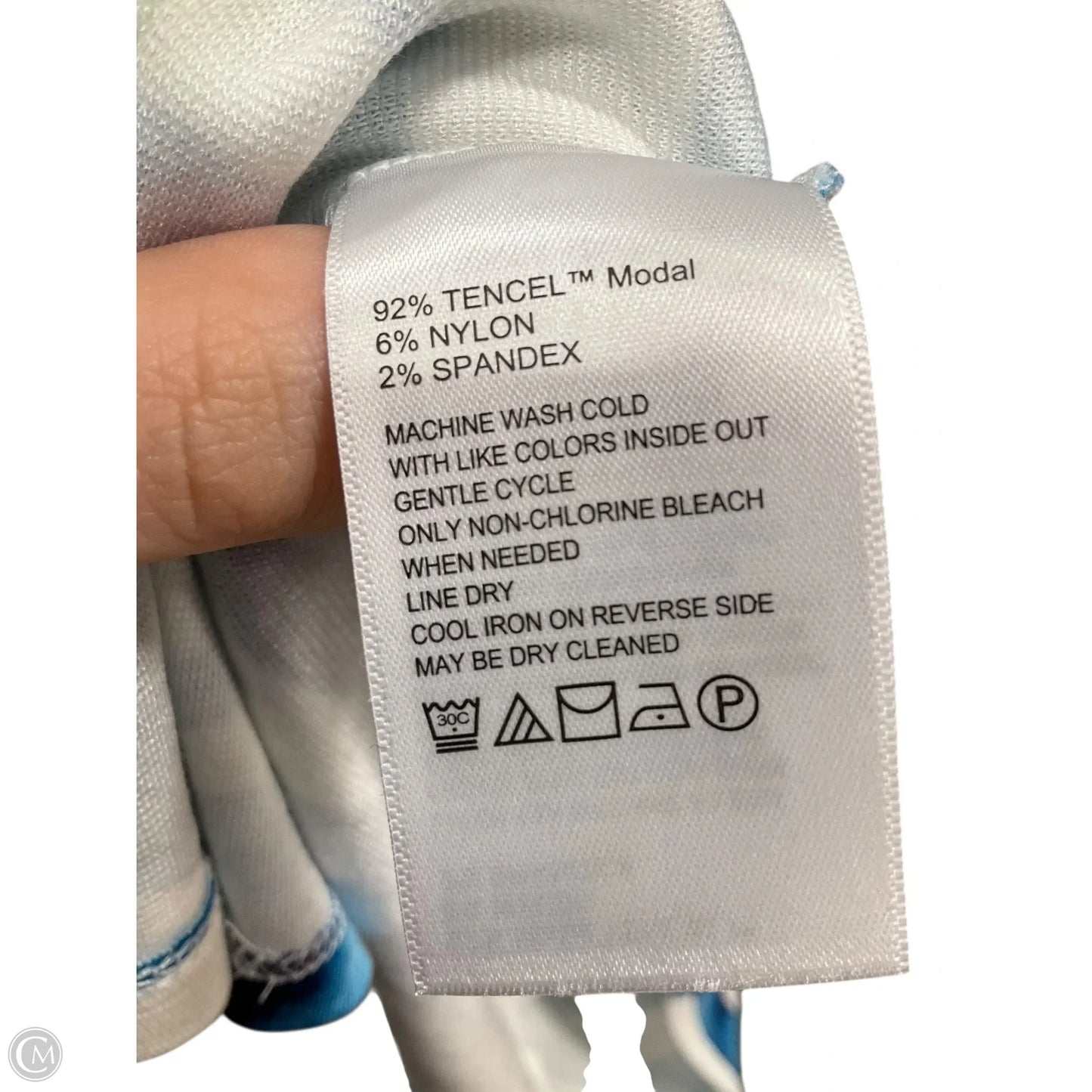 Dress Casual Short By Tommy Bahama In Blue & White, Size: L