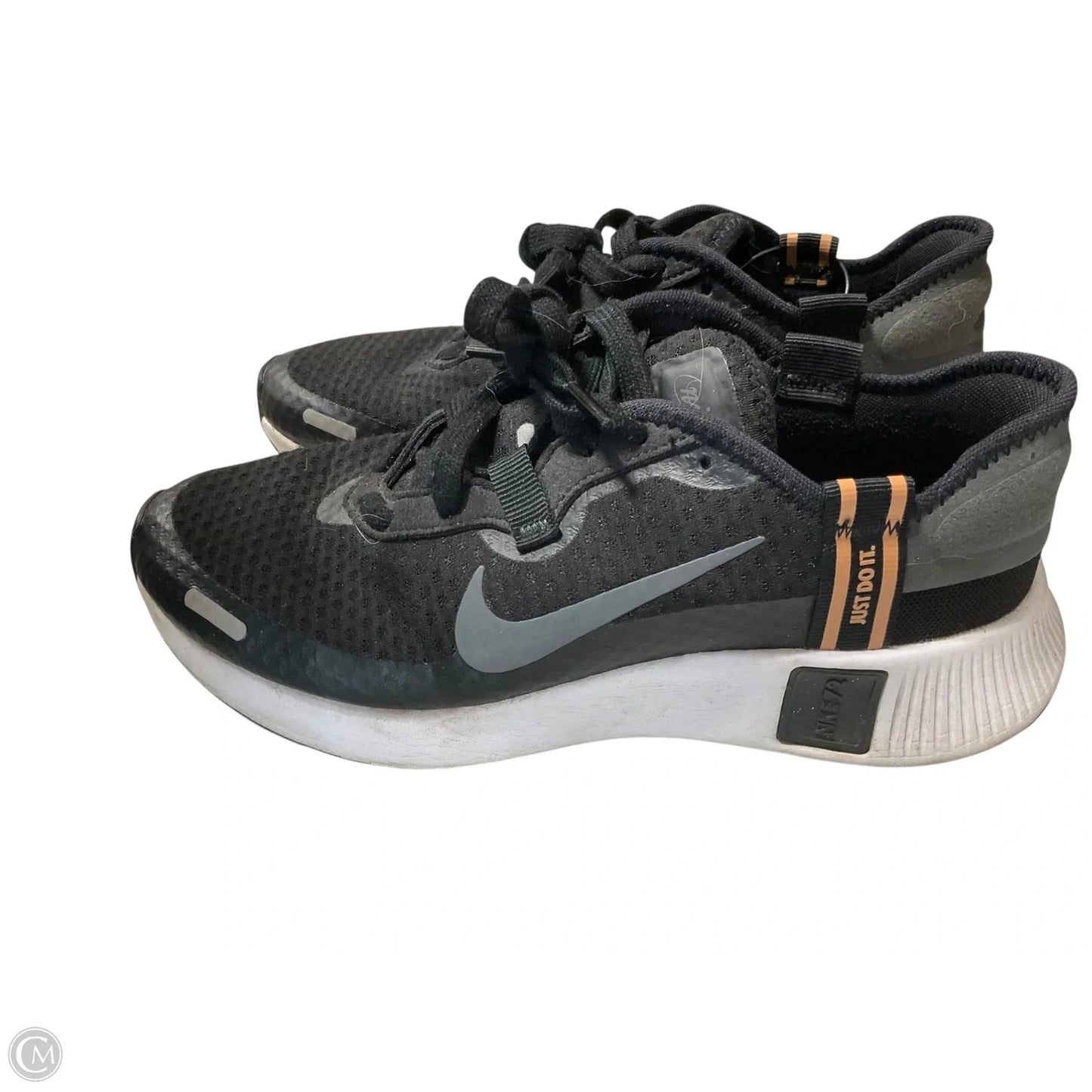 Shoes Athletic By Nike In Black, Size: 7