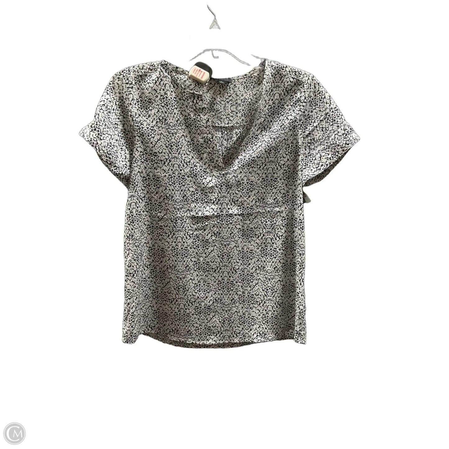 Top Short Sleeve By Clothes Mentor In Black & White, Size: S