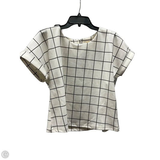 Top Short Sleeve By Melloday In White, Size: S
