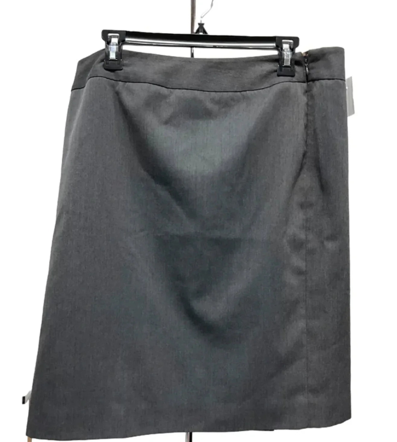 Skirt Mini & Short By Anne Klein In Grey, Size: 16