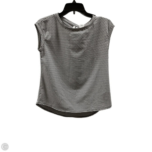 Top Short Sleeve By Elle In Black, Size: Xs