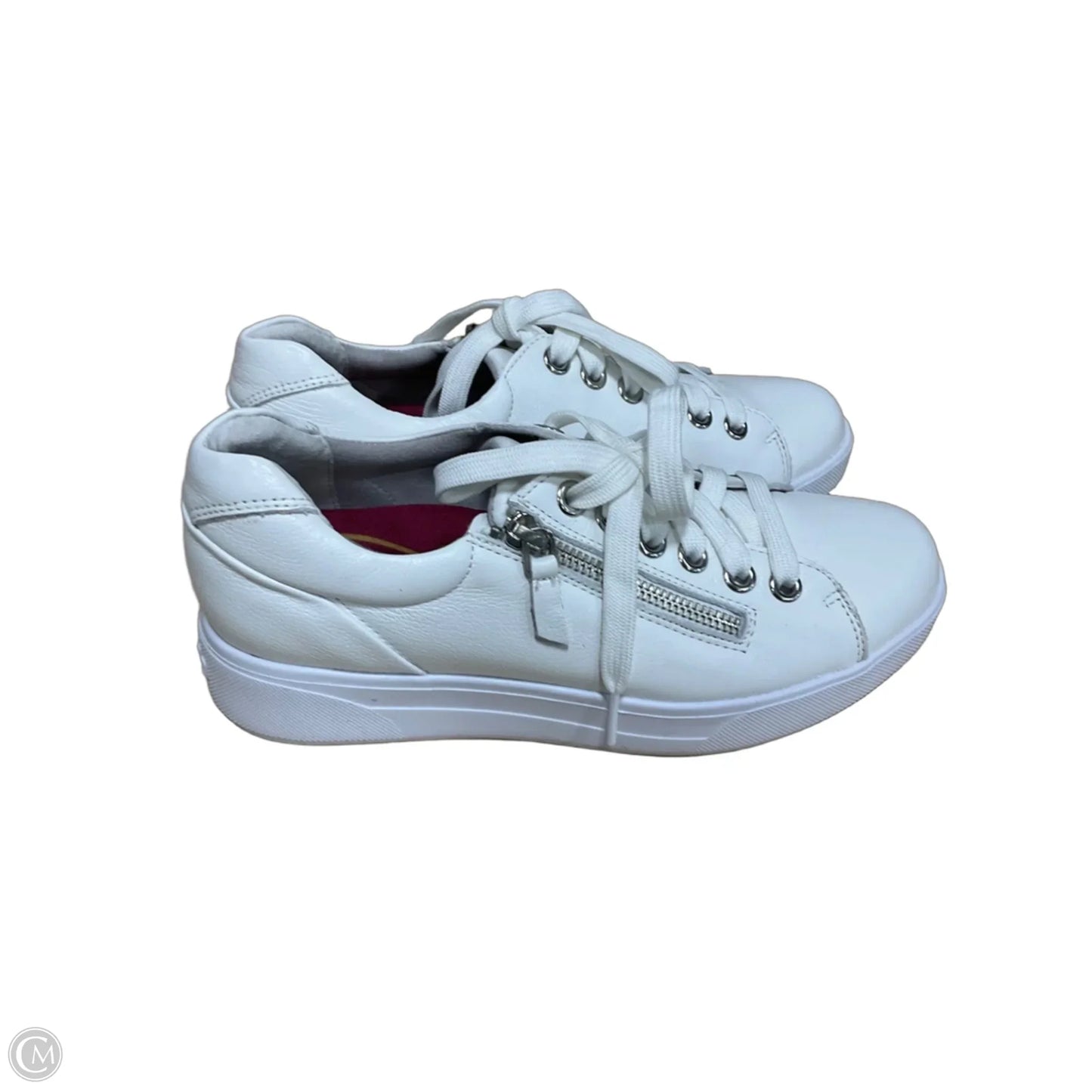 Shoes Athletic By Munro In White, Size: 8