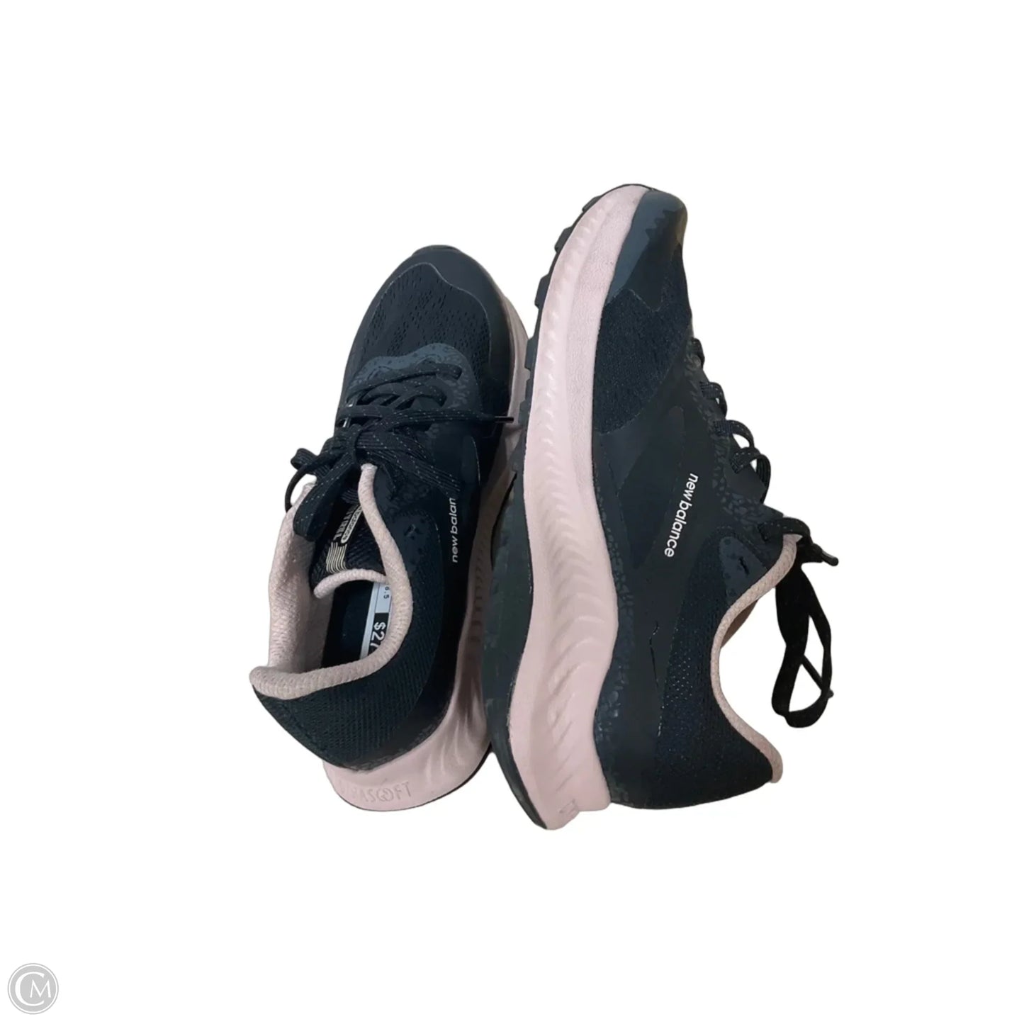 Shoes Athletic By New Balance In Black & Pink, Size: 8.5