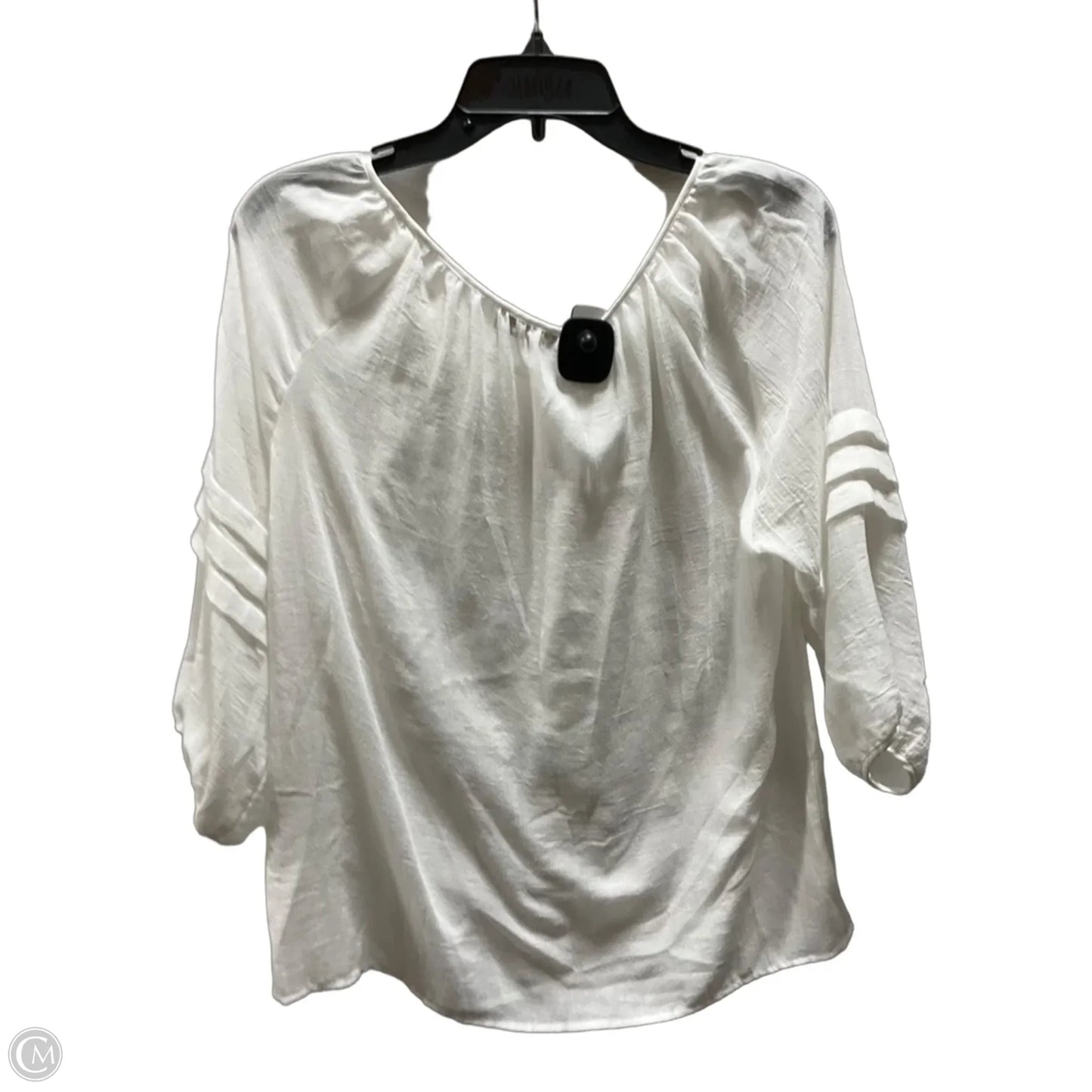 Top Short Sleeve By Vince Camuto In White, Size: S