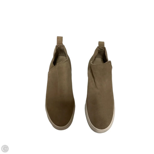 Shoes Flats By Steve Madden In Brown & White, Size: 7.5